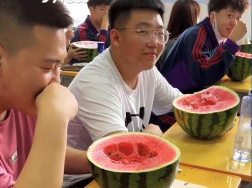 杭州老师吃瓜,一场校园风波的幕后真相