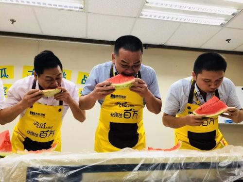 吃瓜大搜罗,揭秘娱乐圈幕后故事